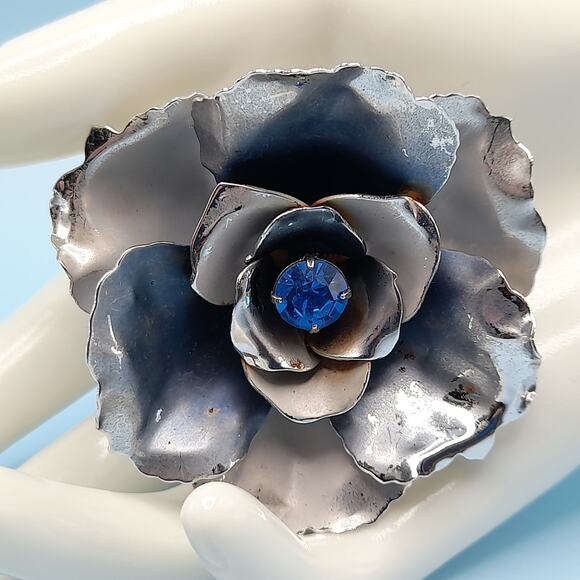 Vintage Coro Flower Brooch, Silver Tone Metal, Blue Rhinestone, Single Earring - Picture 2 of 10